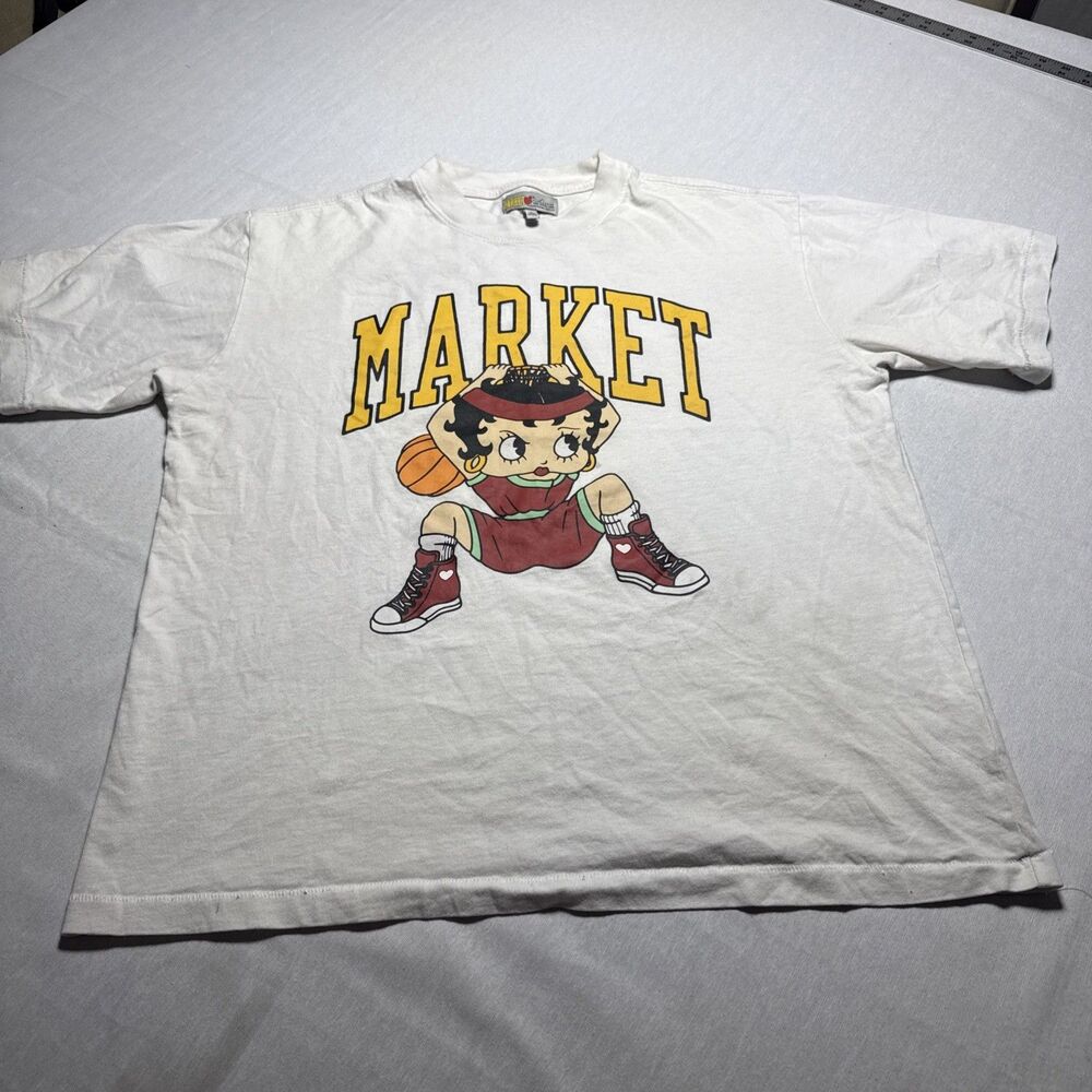 Market Studios Betty Boop Basketball Dunking T-Shirt Streetwear White Large